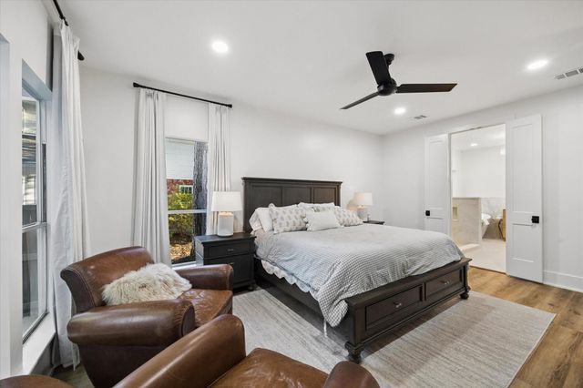 14 Starviolet Street, The Woodlands, TX 77380