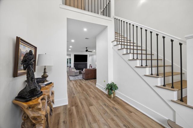 14 Starviolet Street, The Woodlands, TX 77380