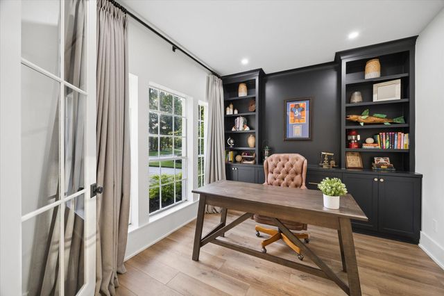 14 Starviolet Street, The Woodlands, TX 77380