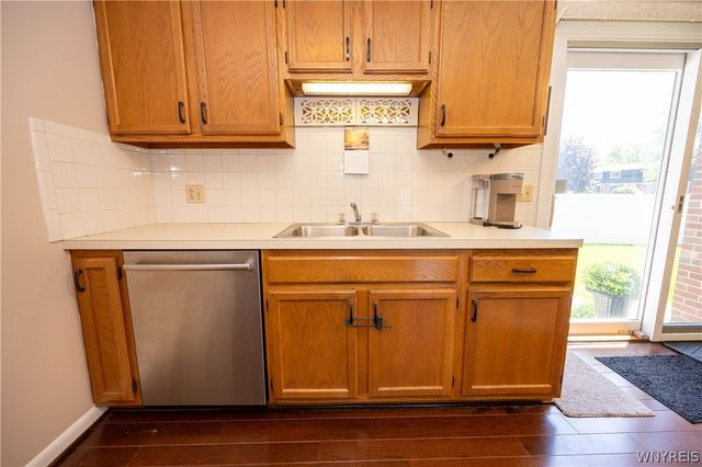150 South Union Road 113, Amherst, NY 14221