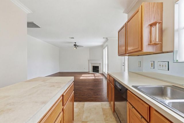 4119 Hambledon Village Drive, Houston, TX 77014