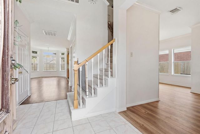 4119 Hambledon Village Drive, Houston, TX 77014