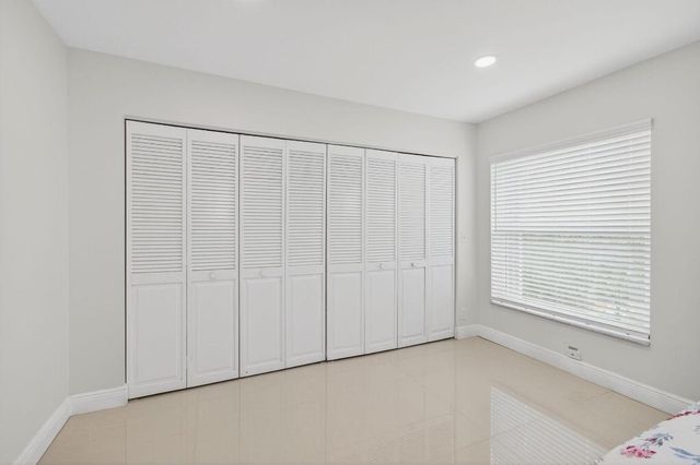 5735 Lakeview Mews Circle, Boynton Beach, FL 33437