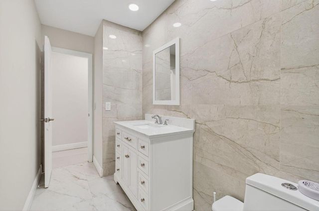 5735 Lakeview Mews Circle, Boynton Beach, FL 33437