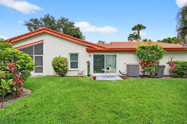 5735 Lakeview Mews Circle, Boynton Beach, FL 33437
