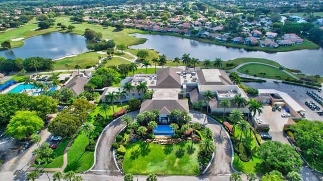 5735 Lakeview Mews Circle, Boynton Beach, FL 33437