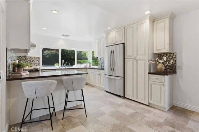 3831 Saint Johnswood Drive, Woodland Hills, CA 91364