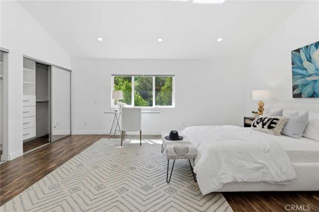 3831 Saint Johnswood Drive, Woodland Hills, CA 91364