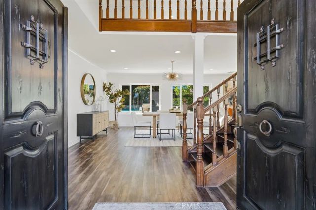 3831 Saint Johnswood Drive, Woodland Hills, CA 91364
