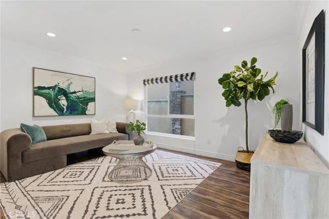 3831 Saint Johnswood Drive, Woodland Hills, CA 91364