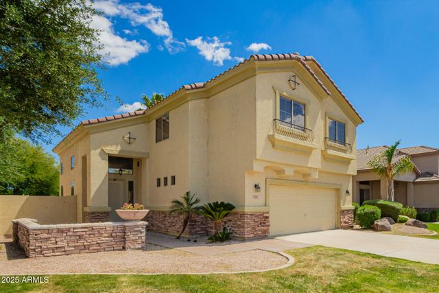 3327 S Felix Way, Chandler, AZ 85248