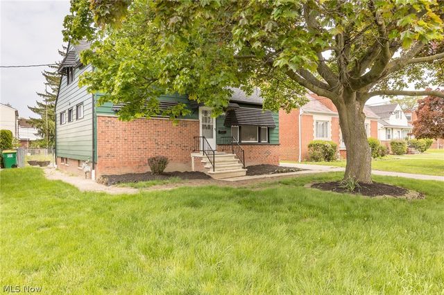 29307 Lake Shore Boulevard, Willowick, OH 44095