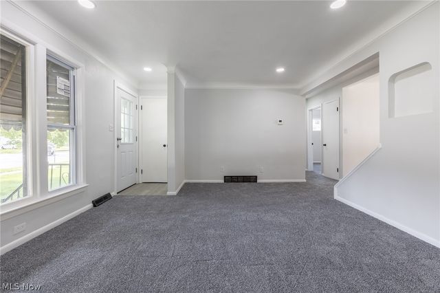 29307 Lake Shore Boulevard, Willowick, OH 44095