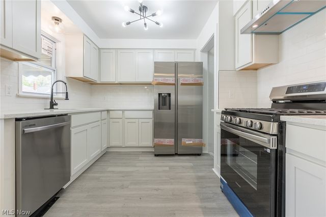29307 Lake Shore Boulevard, Willowick, OH 44095