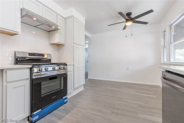 29307 Lake Shore Boulevard, Willowick, OH 44095