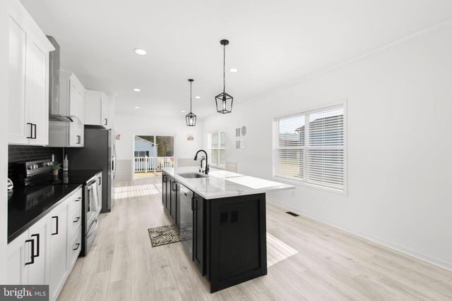 824 MINERAL AVE, Mineral, VA 23117