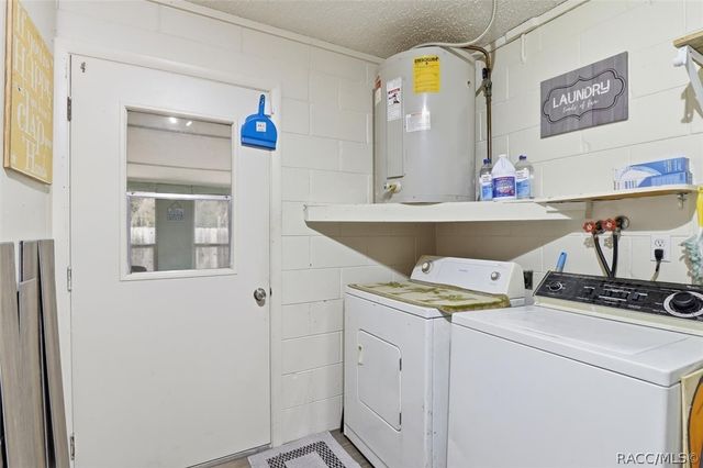 2341 S Whitier Point, Homosassa, FL 34448