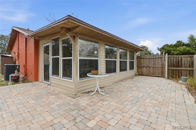 2341 S Whitier Point, Homosassa, FL 34448