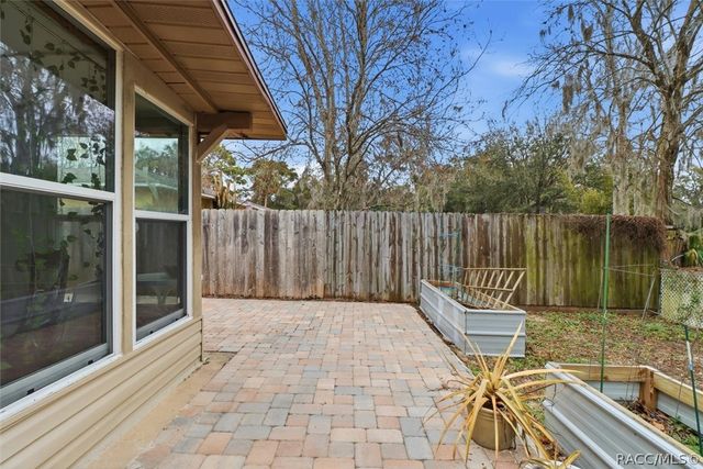 2341 S Whitier Point, Homosassa, FL 34448