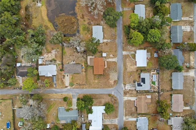 2341 S Whitier Point, Homosassa, FL 34448