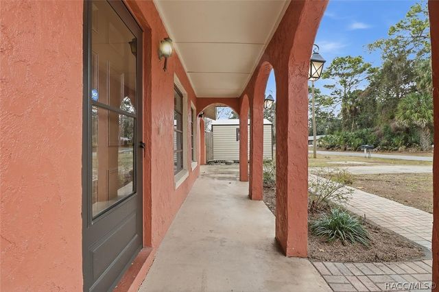 2341 S Whitier Point, Homosassa, FL 34448