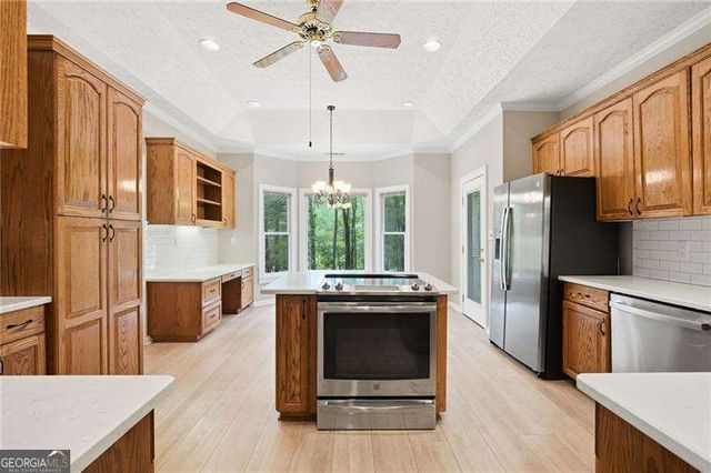 35 Elmtree Drive, Sharpsburg, GA 30277