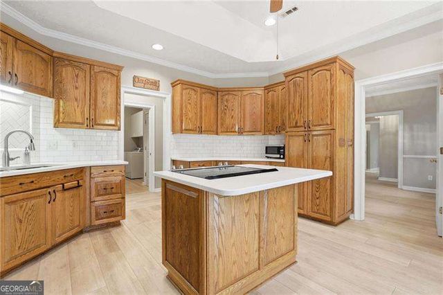 35 Elmtree Drive, Sharpsburg, GA 30277