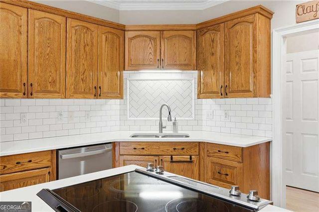 35 Elmtree Drive, Sharpsburg, GA 30277