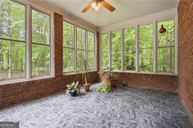 35 Elmtree Drive, Sharpsburg, GA 30277