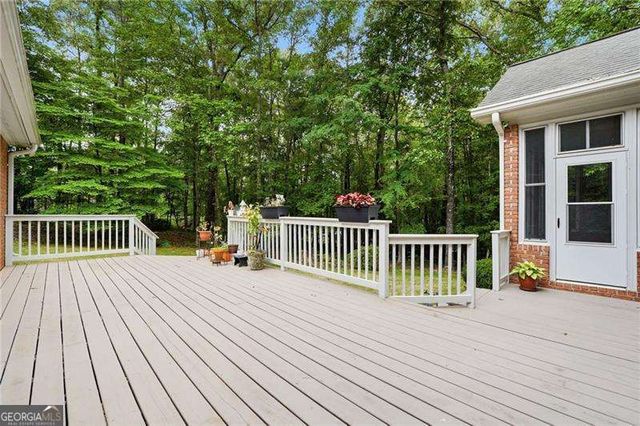 35 Elmtree Drive, Sharpsburg, GA 30277