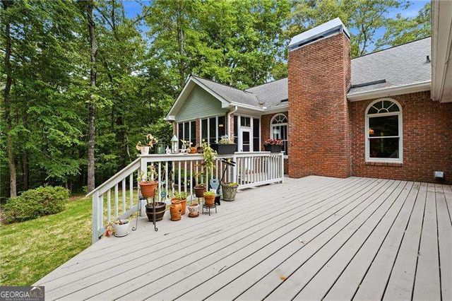 35 Elmtree Drive, Sharpsburg, GA 30277