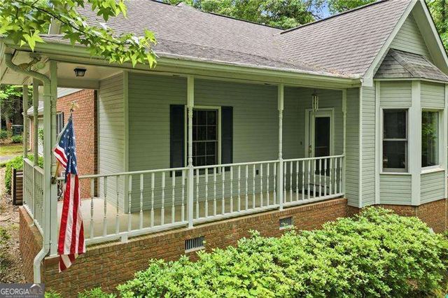 35 Elmtree Drive, Sharpsburg, GA 30277