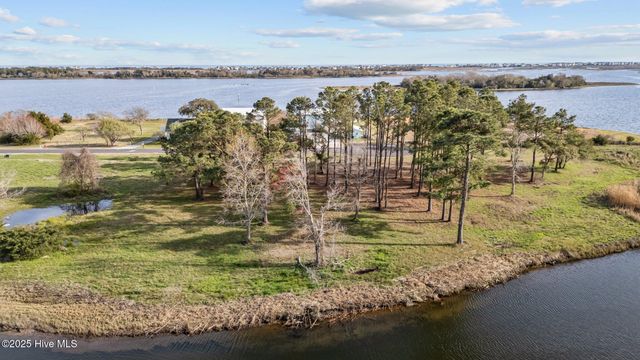 246 Bethea Street, Holly Ridge, NC 28445