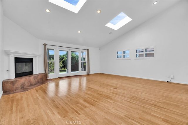 4114 Artesia, Torrance, CA 90504