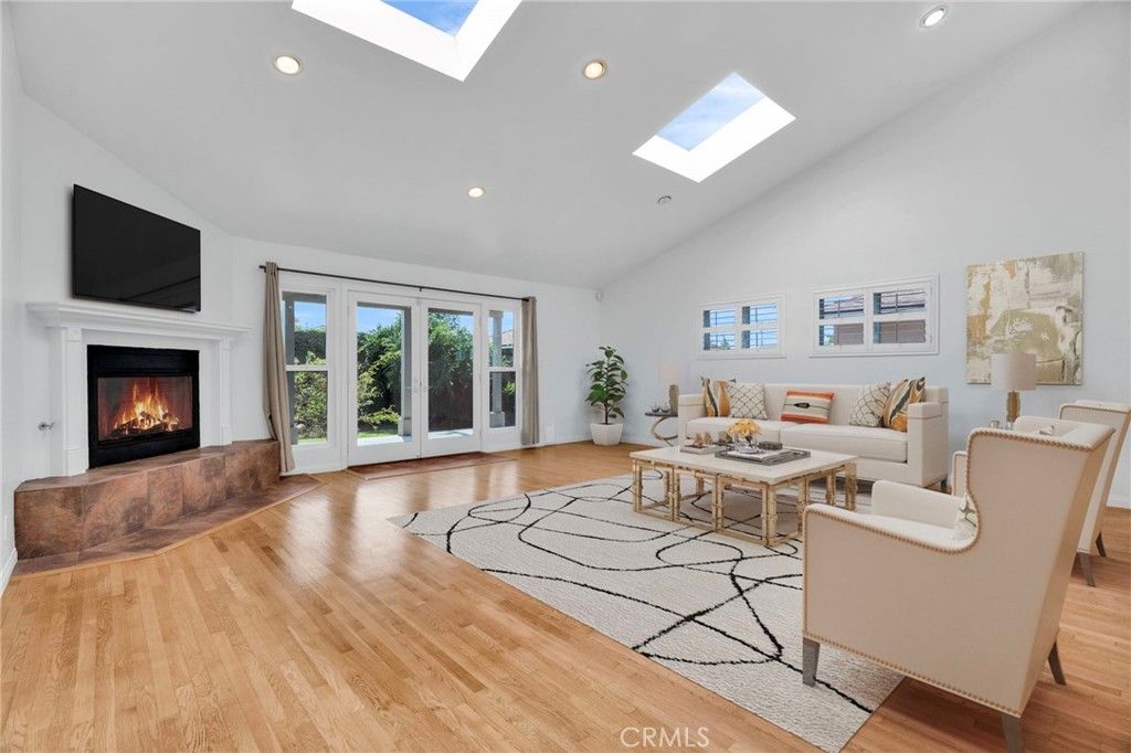 4114 Artesia, Torrance, CA 90504