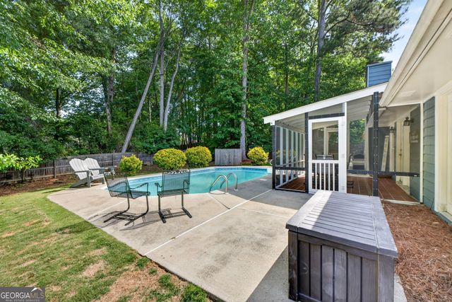 318 Summer Place, Peachtree City, GA 30269