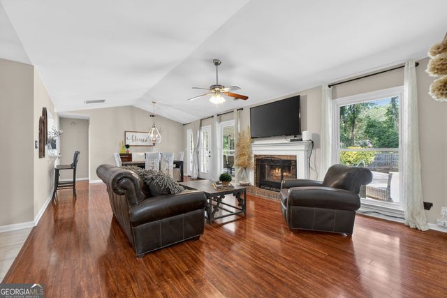 318 Summer Place, Peachtree City, GA 30269