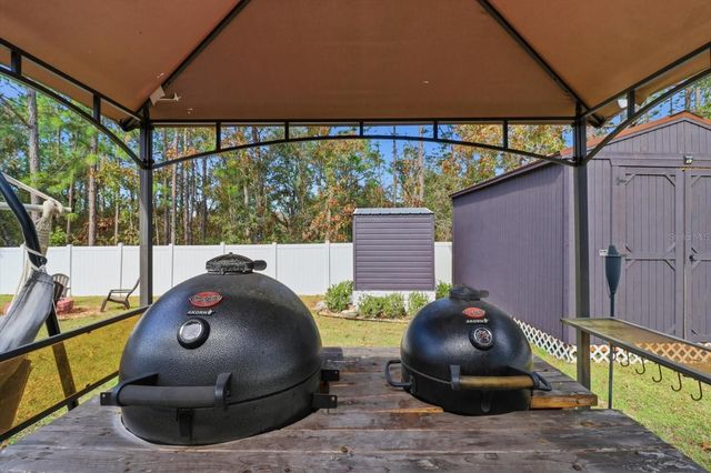 1021 W CHAMPLAIN LANE, Citrus Springs, FL 34434