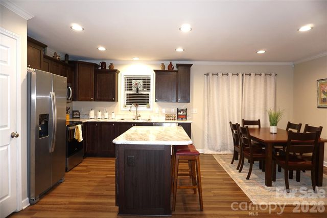 6591 George Hildebran School Road, Hickory, NC 28602