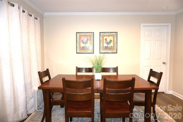 6591 George Hildebran School Road, Hickory, NC 28602