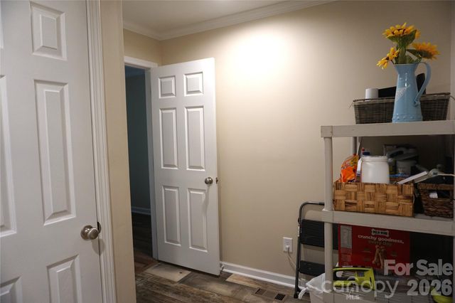 6591 George Hildebran School Road, Hickory, NC 28602