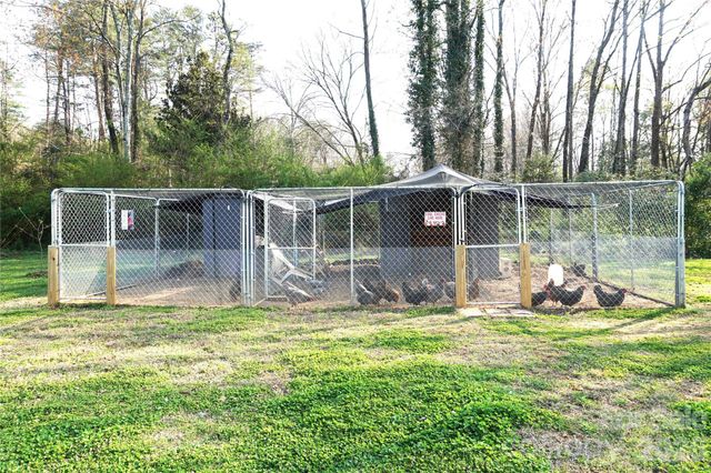 6591 George Hildebran School Road, Hickory, NC 28602