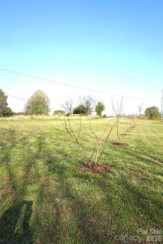 6591 George Hildebran School Road, Hickory, NC 28602