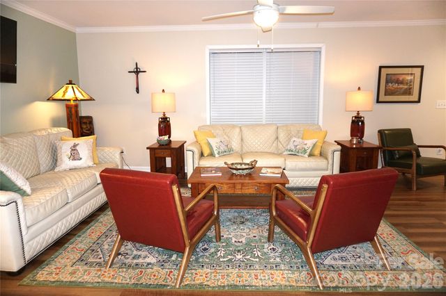 6591 George Hildebran School Road, Hickory, NC 28602