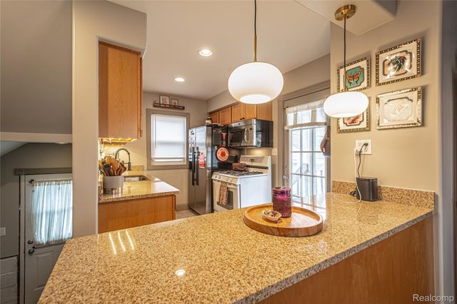 910 Church Street, Port Huron, MI 48060