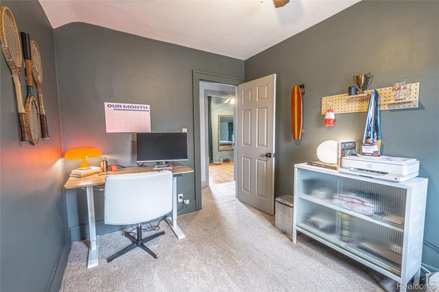 910 Church Street, Port Huron, MI 48060