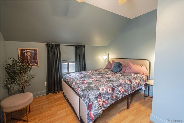 910 Church Street, Port Huron, MI 48060