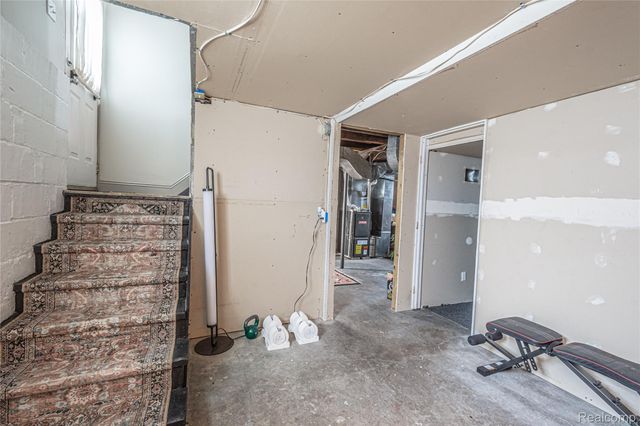 910 Church Street, Port Huron, MI 48060