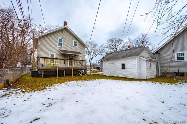 910 Church Street, Port Huron, MI 48060