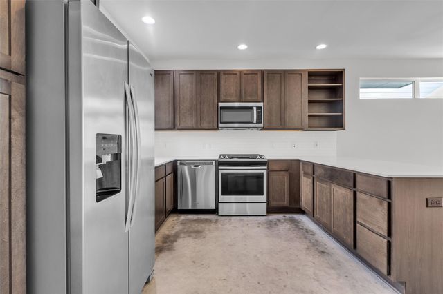 801 N Bluff DR 27, Austin, TX 78745